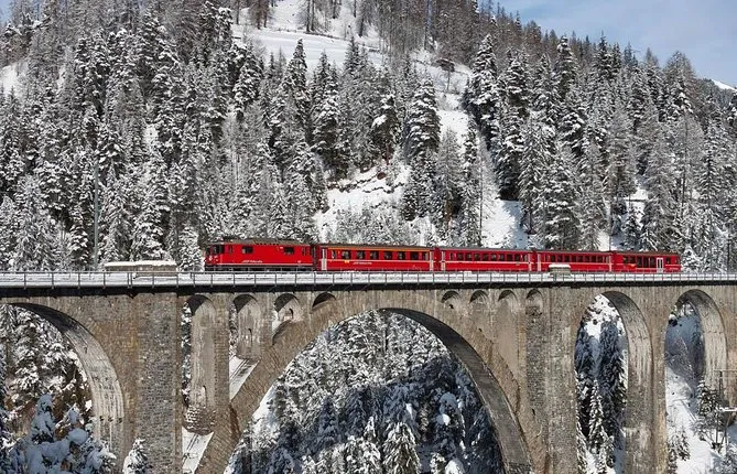 Swiss Alps Bernina Express Rail Tour from Milan with Hotel Pick Up