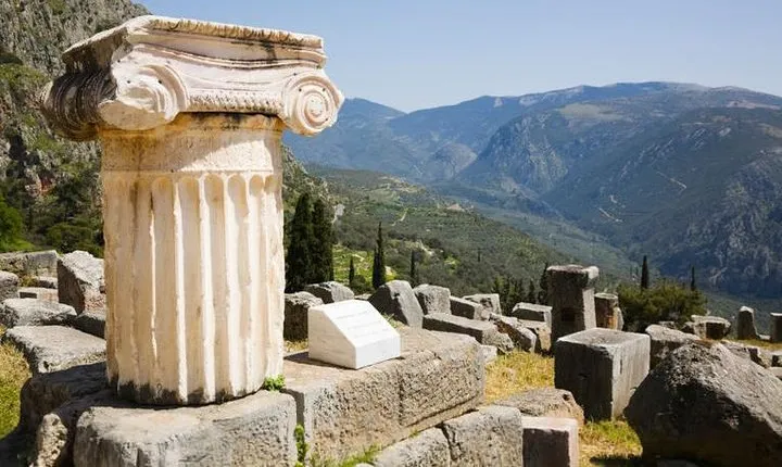 4-Day Classical Greece Tour: Epidaurus, Mycenae, Olympia, Delphi, Meteora