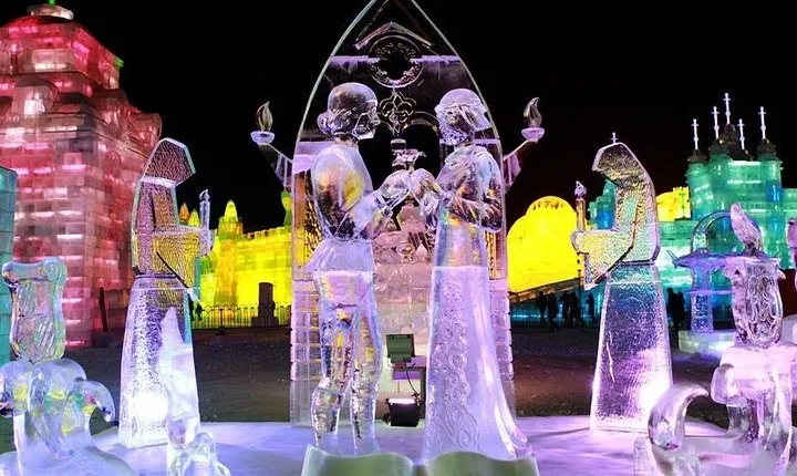 Private Tour to Guyaju Cave Dwellings and Longqing Gorge Ice Lanterns Festival