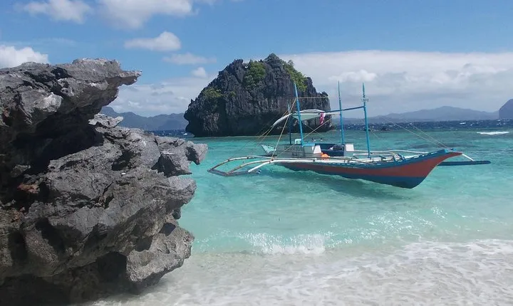 Elnido overnight w/ Island hopping - pick up from puerto princesa