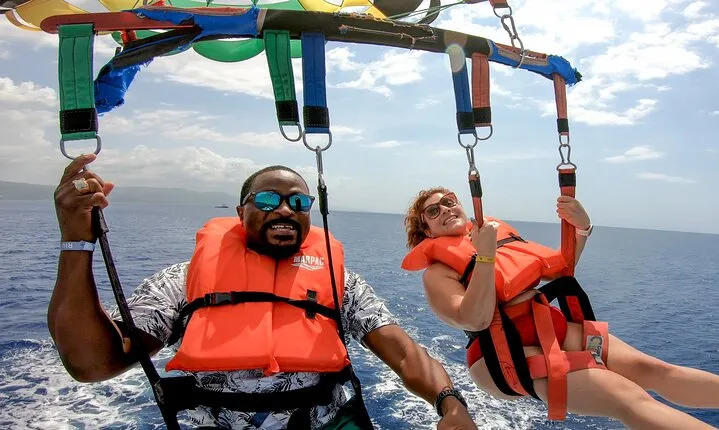Montego Bay: Jet Car, Jet Ski and Parasailing