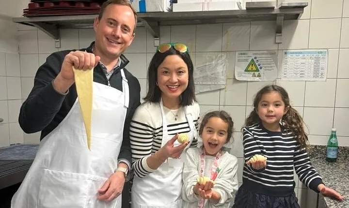 Paris Baking Insider Experience near Notre-Dame