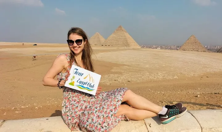 Giza Pyramids and The Museum from Sharm El Sheikh with Lunch