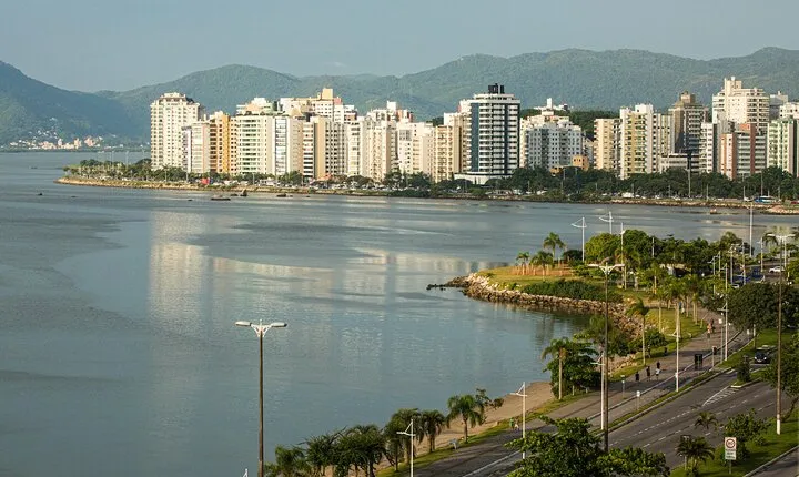 Discover Florianópolis: Full Day City Tour and Local Highlights