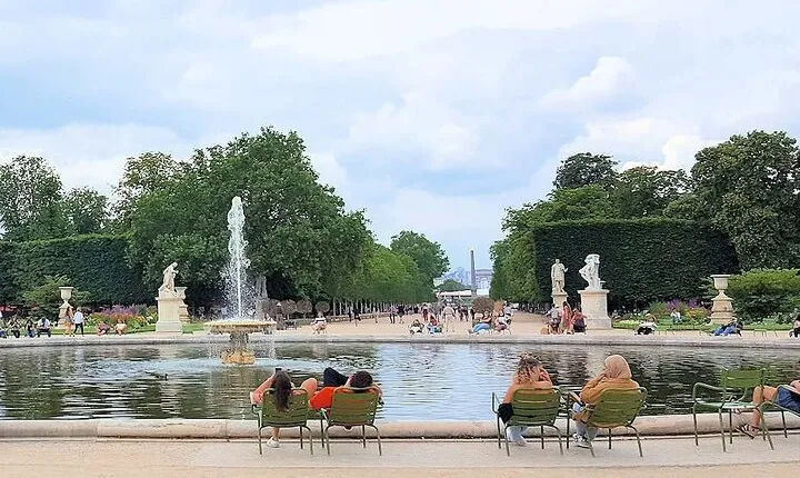 The Tuileries Garden's Classic Sights: A Self-Guided Audio Tour