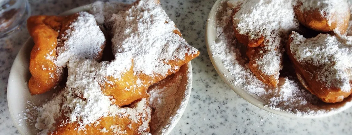 New Orleans food tour with French Quarter favorites