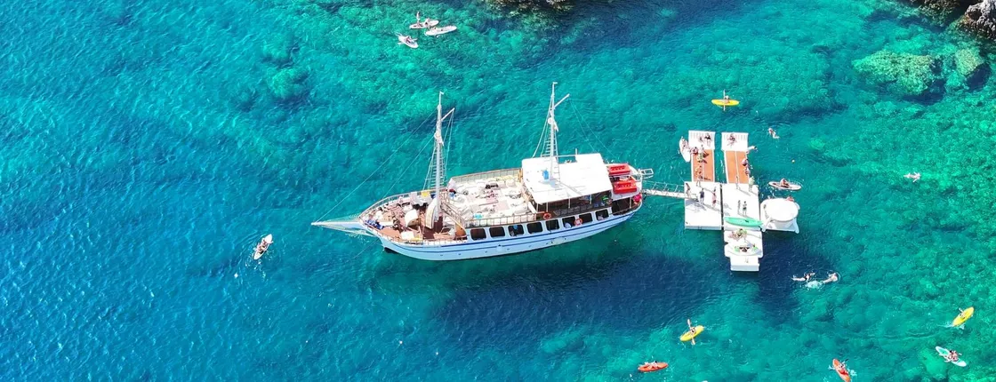 Rhodes boat trip with Fun Island and lunch