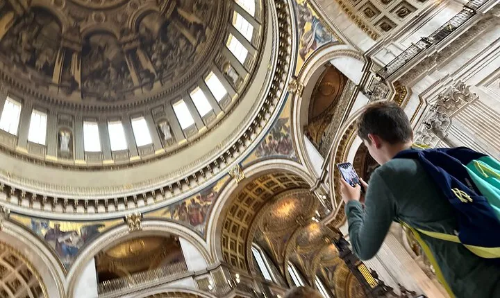 St. Paul's Cathedral Kid-friendly Family Tour in London