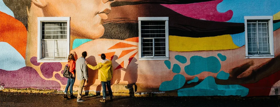 Vancouver street art and craft beer tour
