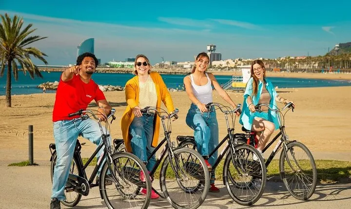 Barcelona City Highlights Bike Tour