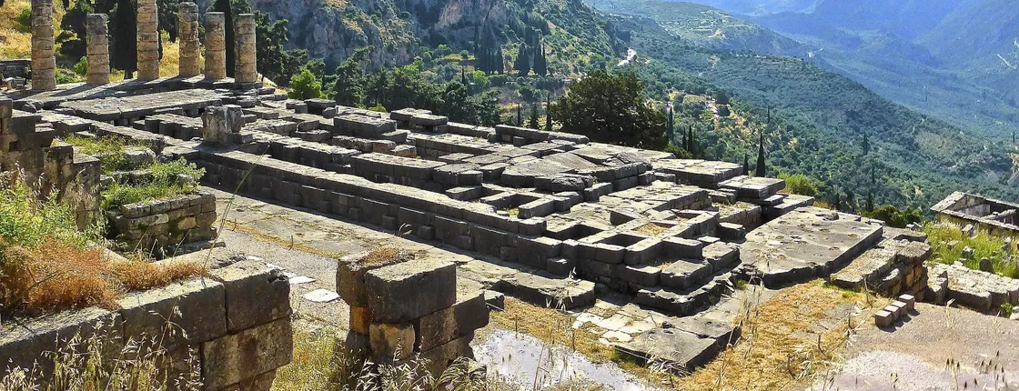 Delphi Full-Day Guided Tour from Athens