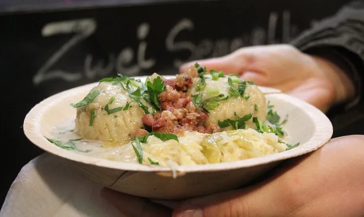 Berlin Christmas Markets with Culinary Tour