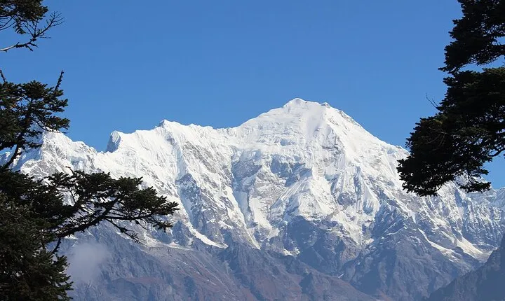 11 Days Shared Langtang Valley Trek