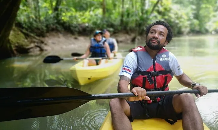 Safari by Kayak on Rio Peñas Blancas
