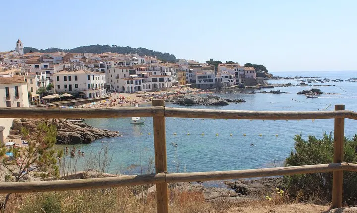 Costa Brava Typical Towns full day tour from Barcelona