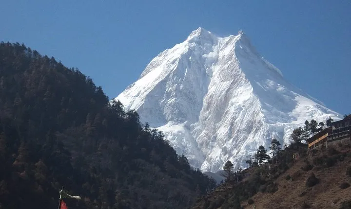 Round Manaslu Trekking