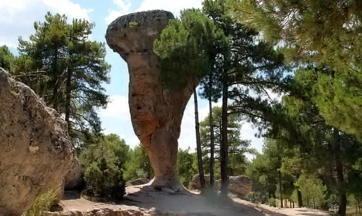 Excursion to Enchanted City and Ventano del Diablo