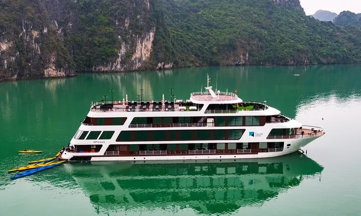 Le Theatre Cruise - Wonder on Halong Bay 2 Days 1 Night Tour
