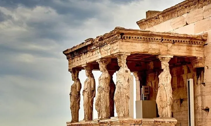 Athens city Tour (2hrs) combined with Piraeus Port Cruise Terminal transfers