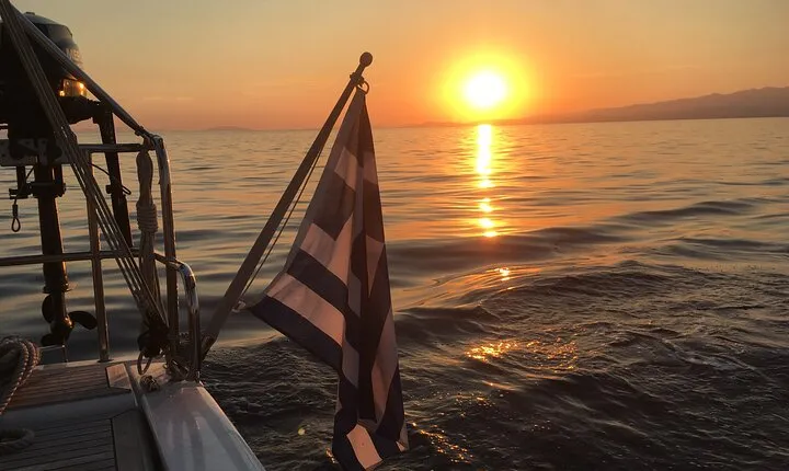 Sunset cruise with snack & wine from Argostoli