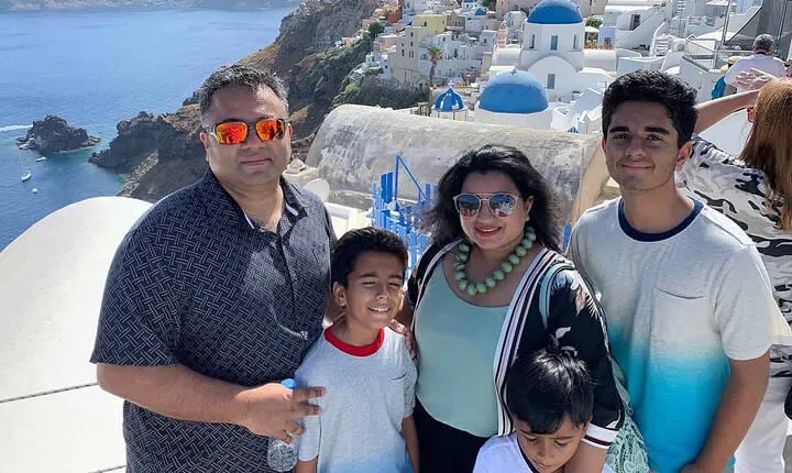 Santorini 8-Hour Private Tour with Hotel & Cruise Port Pickup