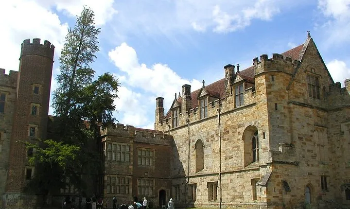 Medieval England Private Day tour from London to Penshurst Palace