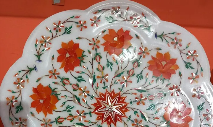 Agra Shopping Tour with Guide