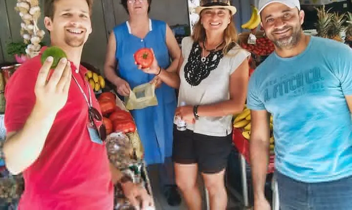 Split: Food Tasting Small Group Tour - Food Included