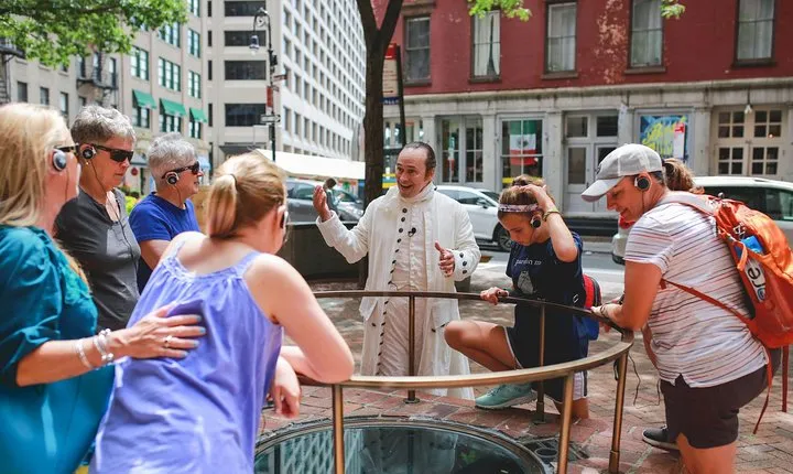 Hamilton Live! Walking Tour in lower Manhattan