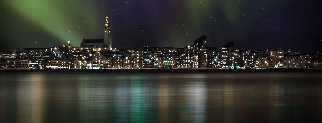 Northern lights luxury yacht cruise in Reykjavik