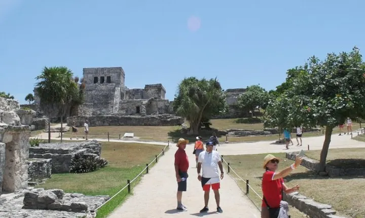 Private Tour: 2 Mayan cities in one day, Tulum and Coba