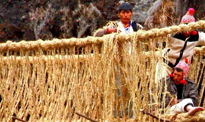 Q’eswachaka Bridge Tour – Full Day Tour of the Last Inca Bridge.