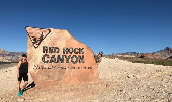 Explore Red Rock Canyon Hiking Tour