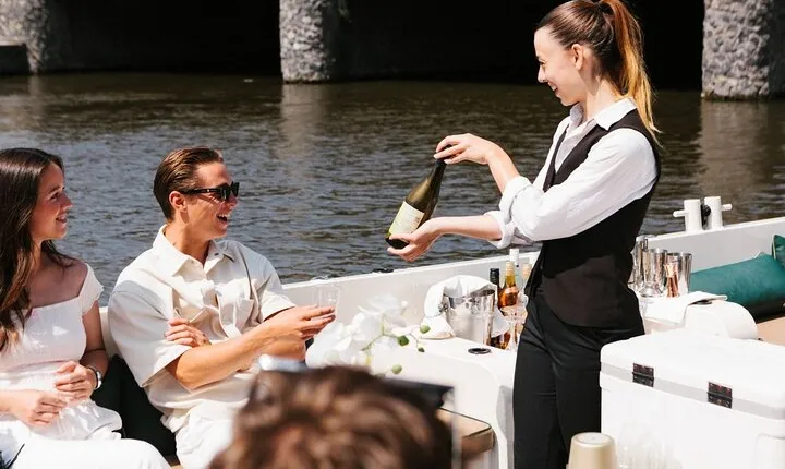 Amsterdam The Newest Cheese and Wine Canal Cruise