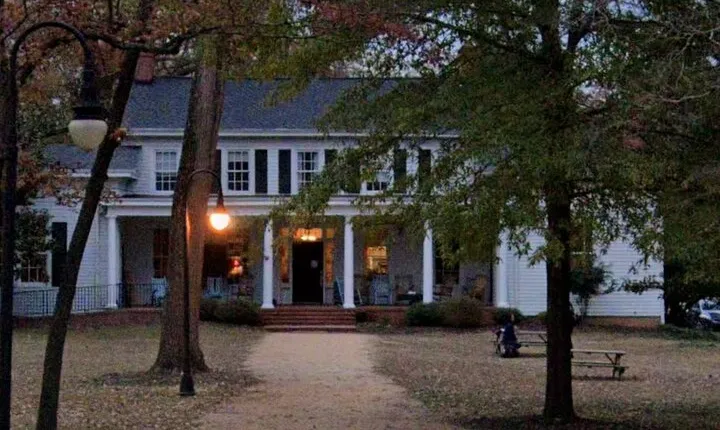 Chapel Hill Ghost Walk