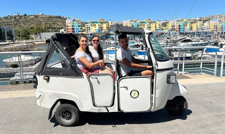 Albufeira City Tour & Best Beaches 2h (TukTuk or Jeep)