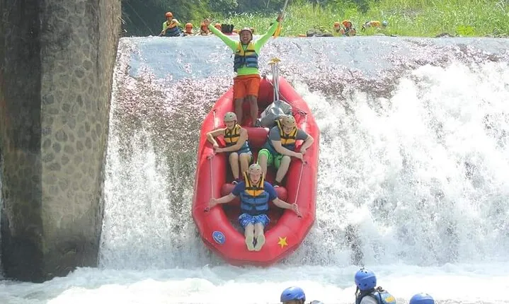 BCR Telaga Waja Rafting & Zipline -Lunch, Transfer (Less Stairs)