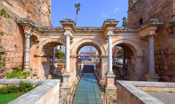 Antalya Aquarium admission with optional City Tour and Duden Waterfall