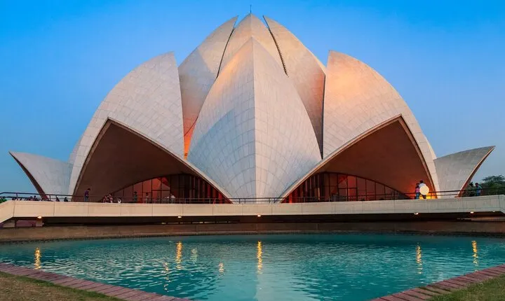 Delhi Temples and Spiritual Sites Tour