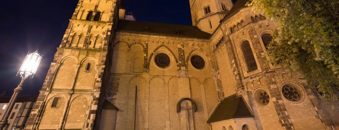 Nightwatchman tour with torch through Bonn
