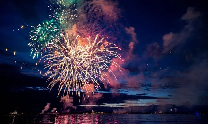 2 Hour Hilton Head Boat Rental With VIP Fireworks Viewing