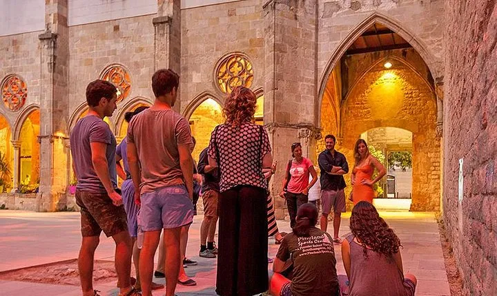 Barcelona's Dark History Night Tour