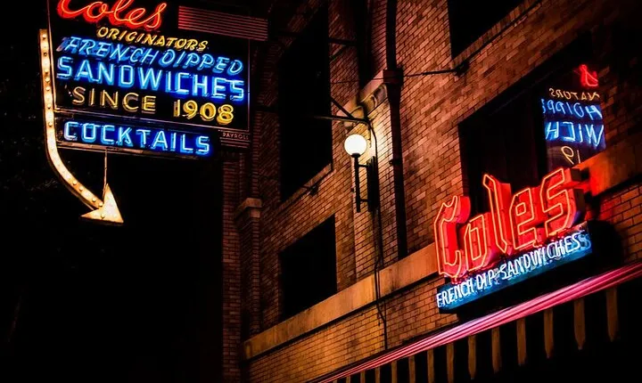 Downtown Broadway Speakeasy Rooftop Bar Nightlife Cocktail Tour