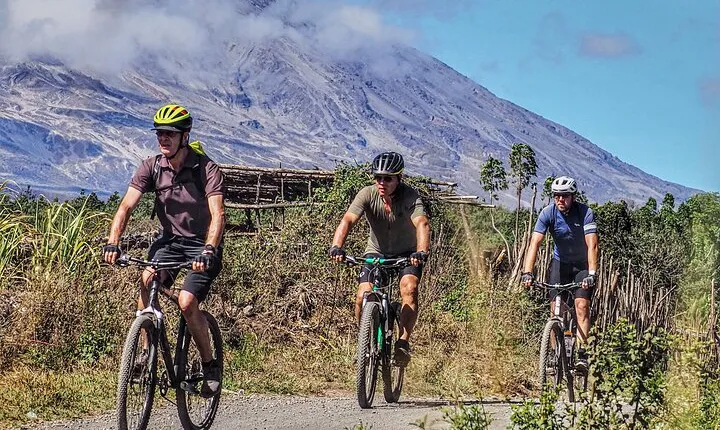 Kilimanjaro 360