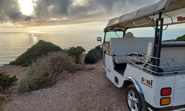 Private Adventure Tuk-Tuk,Sintra and Cascais, full day