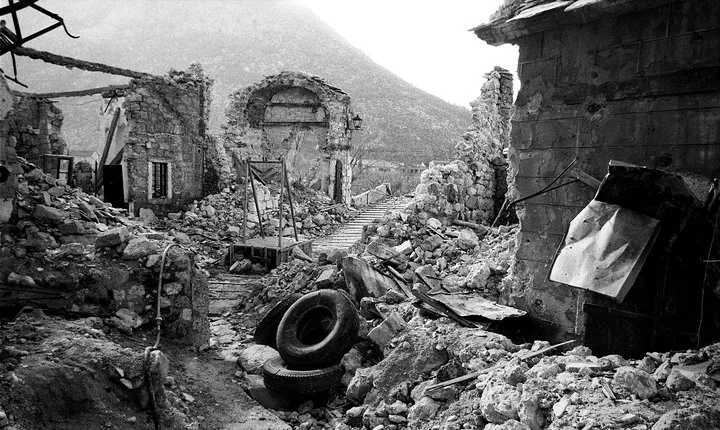 War Photo Exhibition Tour in Mostar
