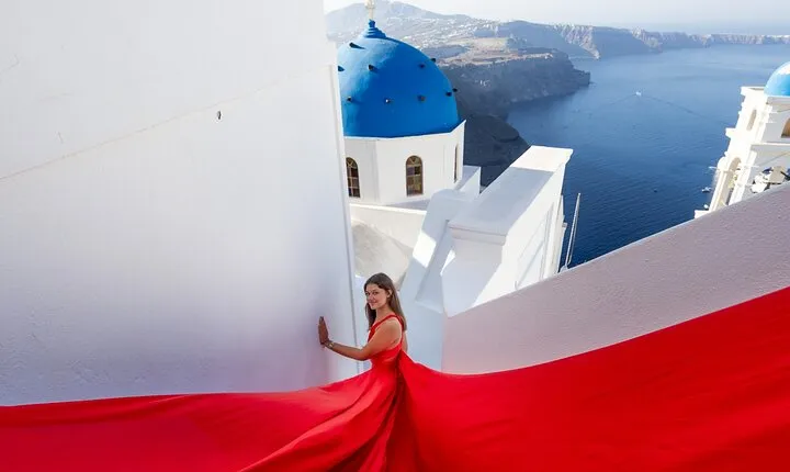 Professional photo shoot in Santorini