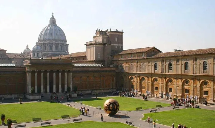 Vatican, Sistine Chapel and St. Peter's Basilica Tour