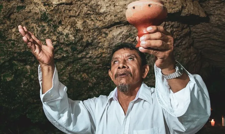 Cenotes Discovery: 3 Cenotes Tour & Mayan Ceremony