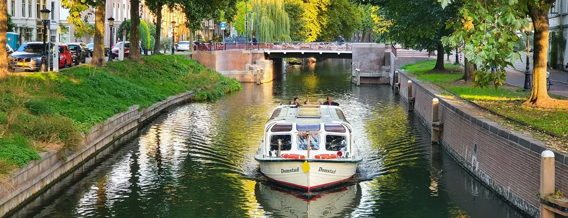 1-hour Utrecht canal cruise
